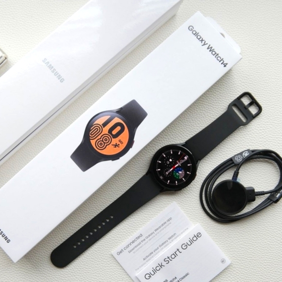Samsung Galaxy Watch4 with Black Strap